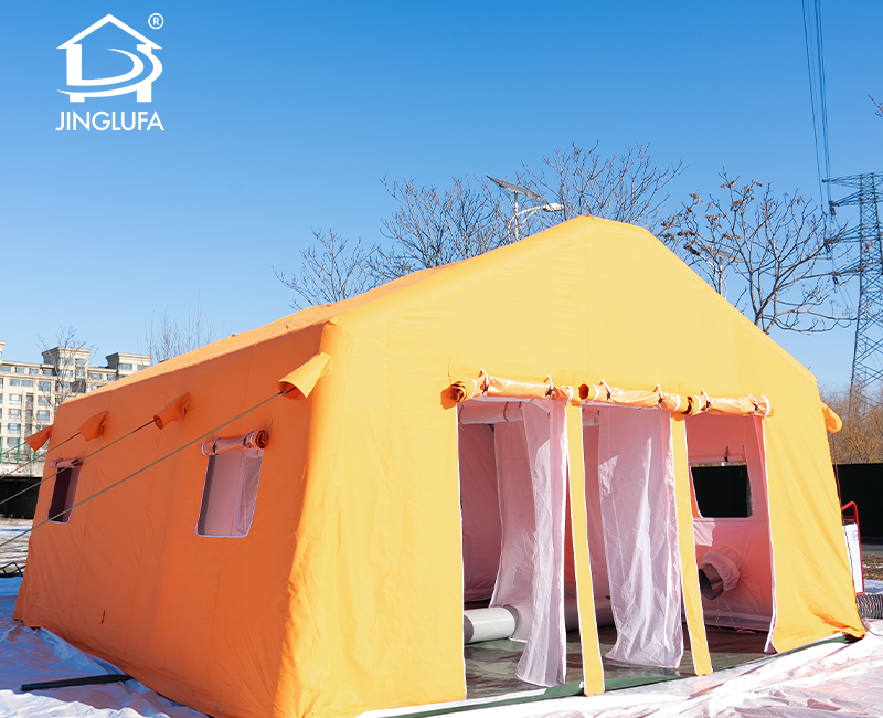 Надувная палатка